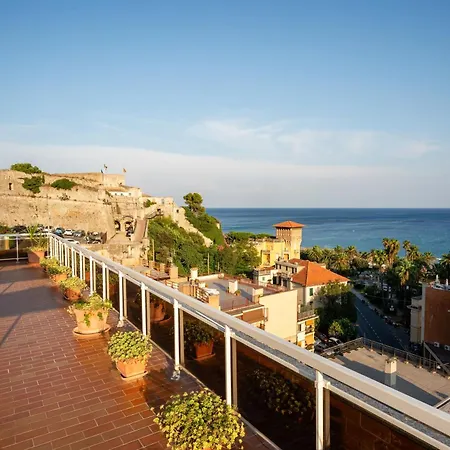 Careni Italia Finale Ligure