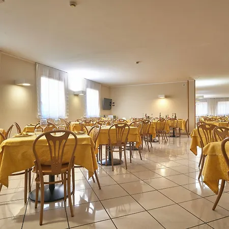 Careni Italia Hotel