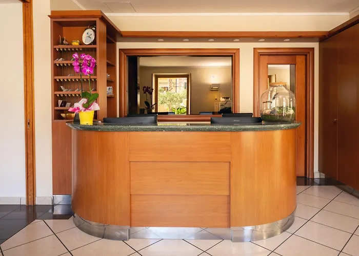 Hotel Careni Italia