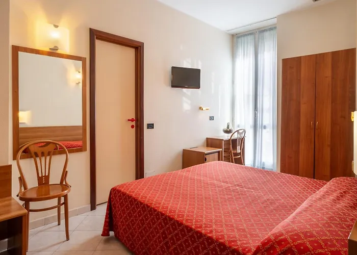 Careni Italia 3*