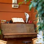 Careni Italia Hotel