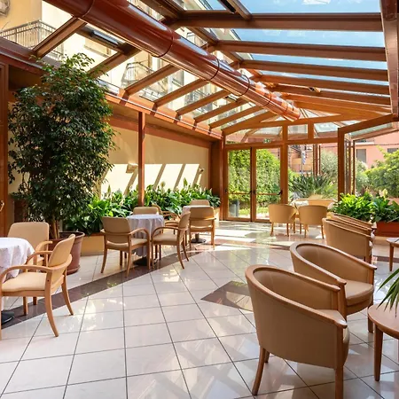 Hotel Careni Italia