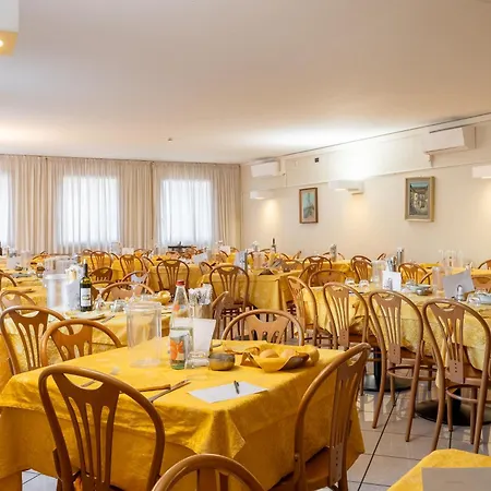 Careni Italia Hotel