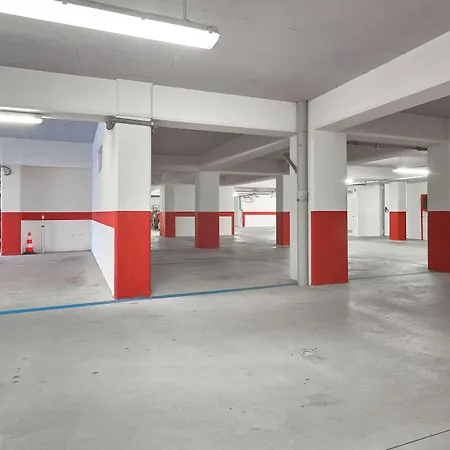 Careni Italia 호텔 피날레리구레