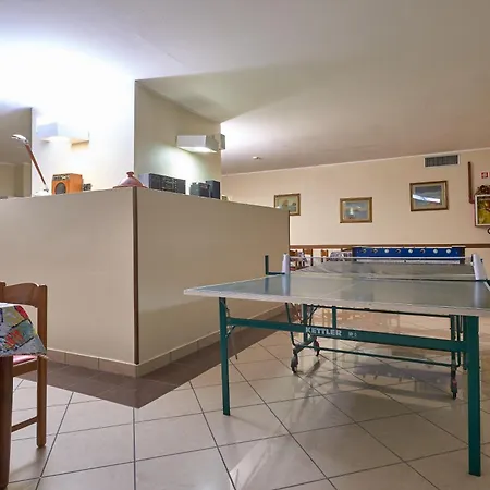 호텔 Careni Italia 3*