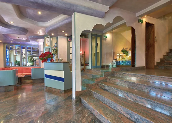 Careni Italia Hotel 3*