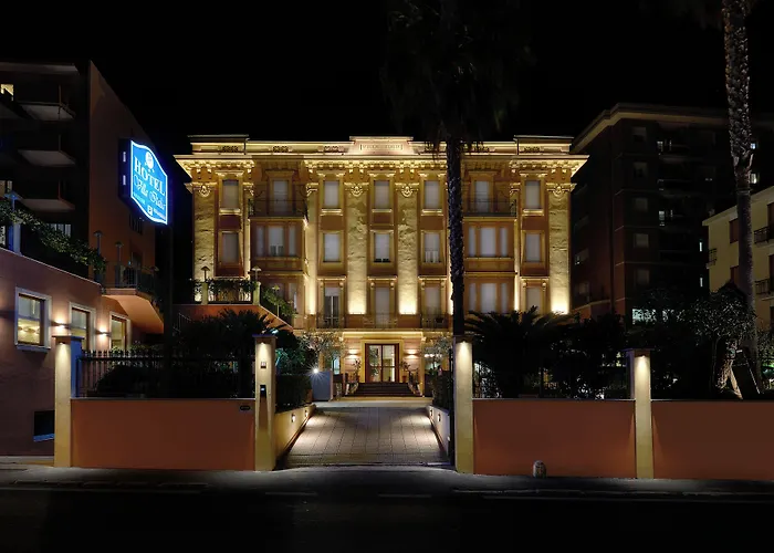 Hotel Careni Italia 3*