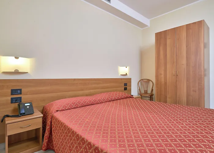 Careni Italia Hotel Finale Ligure