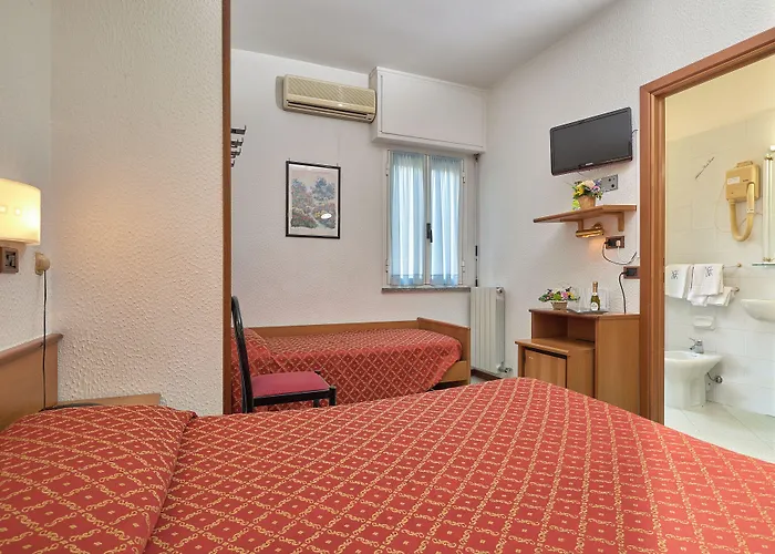 Careni Italia Hotel 3*